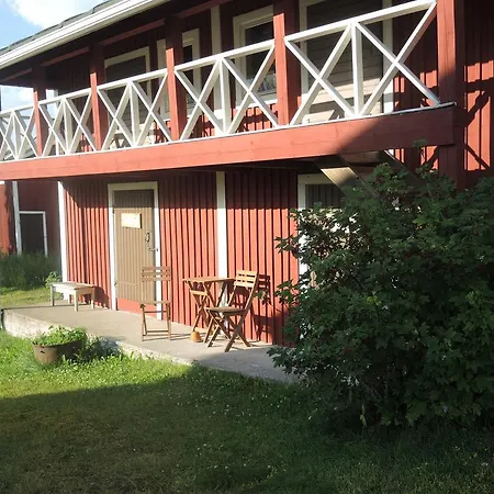 Tuukkalan Tila 2* Ristiina