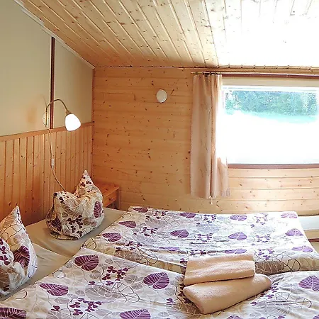 Bed & Breakfast Tuukkalan Tila 2*