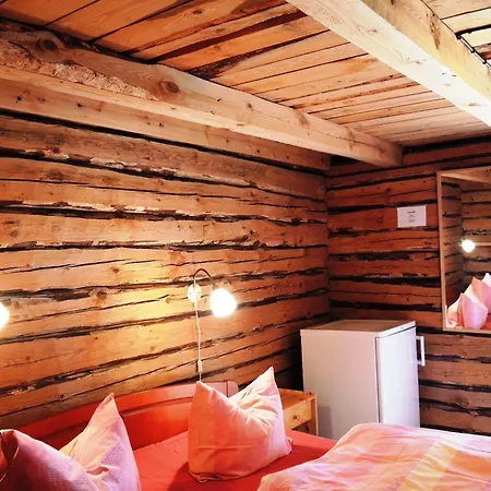 Tuukkalan Tila Bed and Breakfast 2*