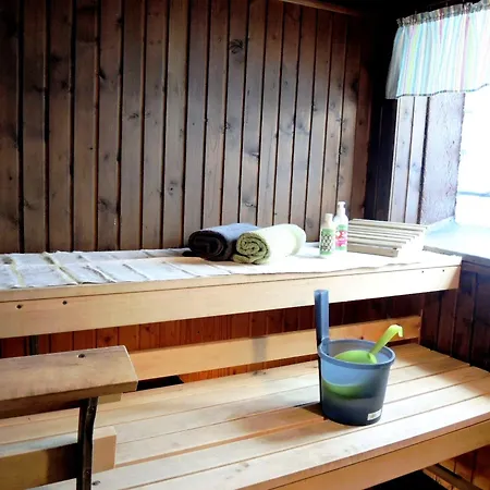 Tuukkalan Tila Bed and Breakfast 2*