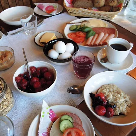 Bed and Breakfast Tuukkalan Tila