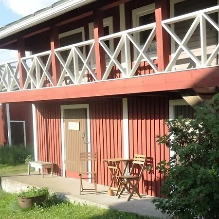 Tuukkalan Tila Nocleg ze śniadaniem Ristiina